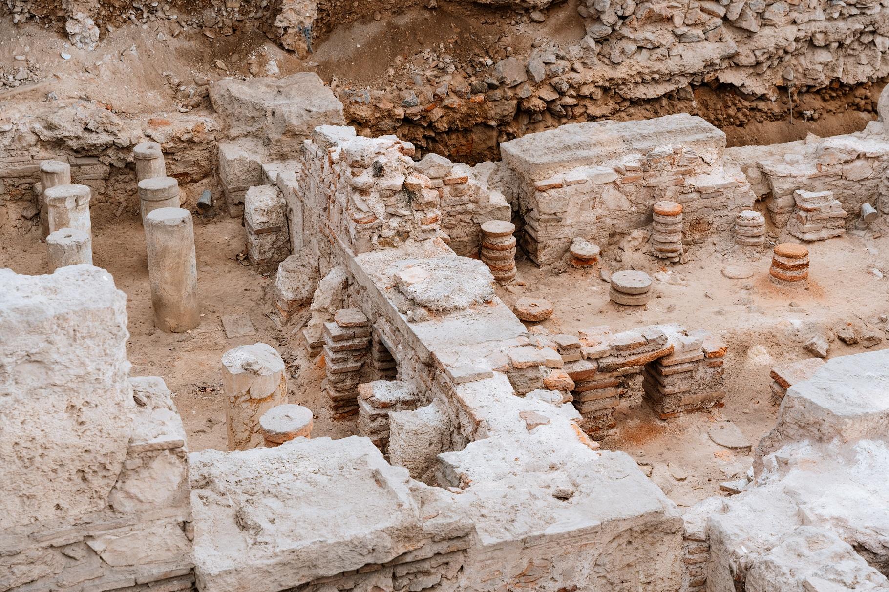 Monumental Gate in Ilici